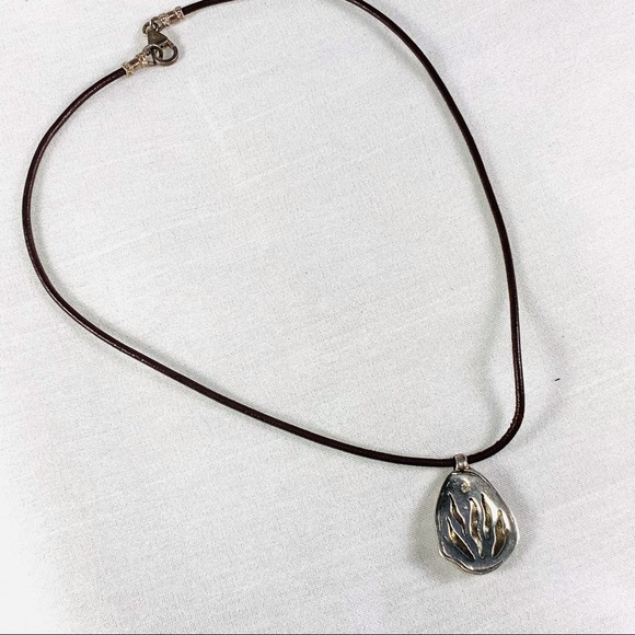 Silpada hammered sterling silver nugget on leather necklace - Picture 8 of 8